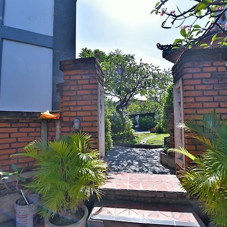 Sandat Hotel Kuta Kuta Lombok Exterior foto