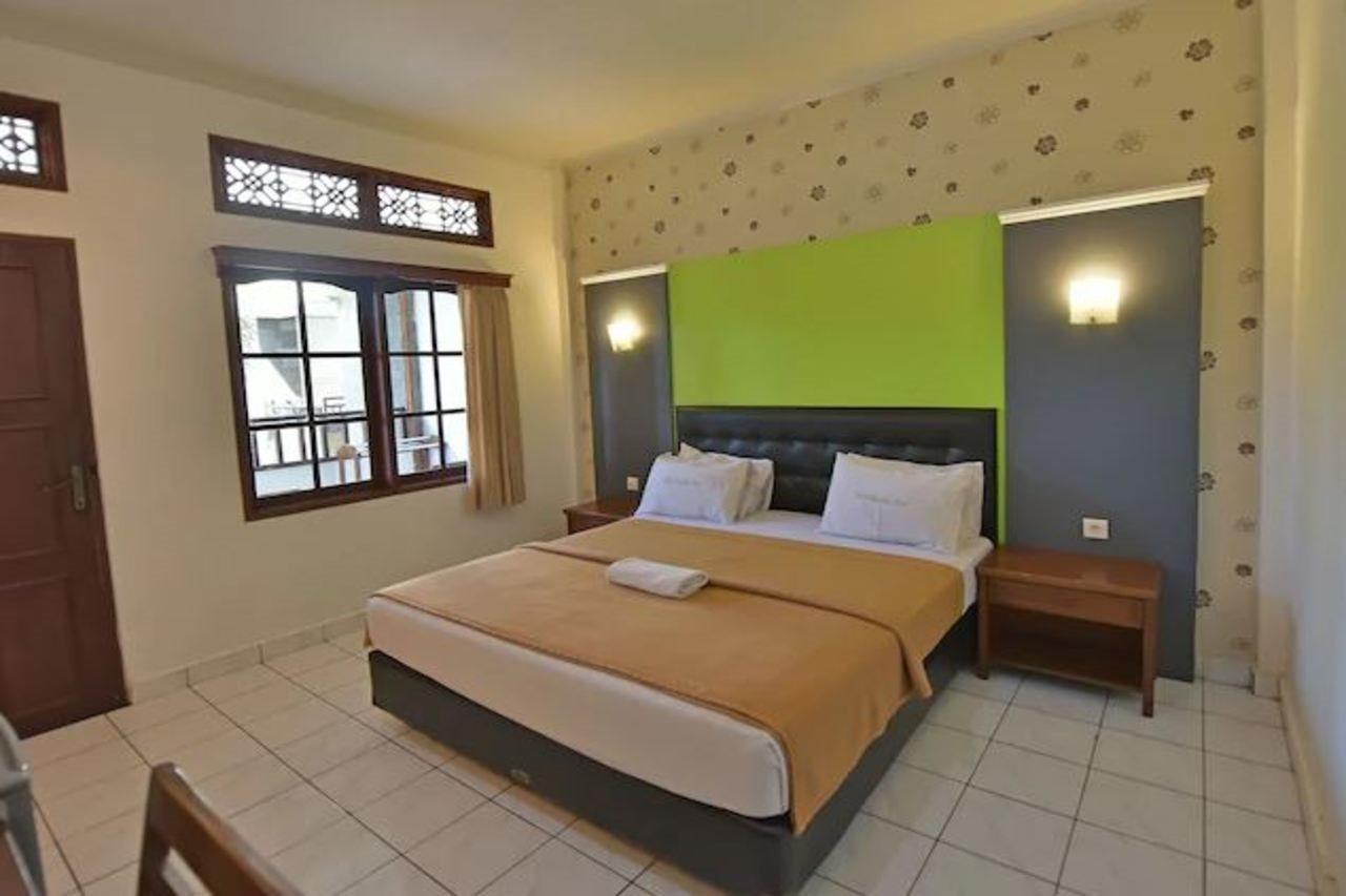 Sandat Hotel Kuta Kuta Lombok Exterior foto