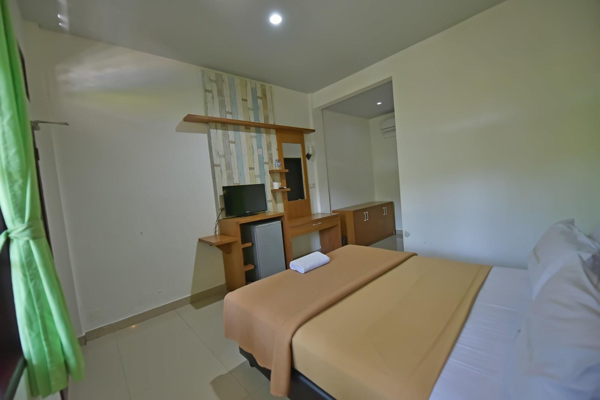 Sandat Hotel Kuta Kuta Lombok Exterior foto