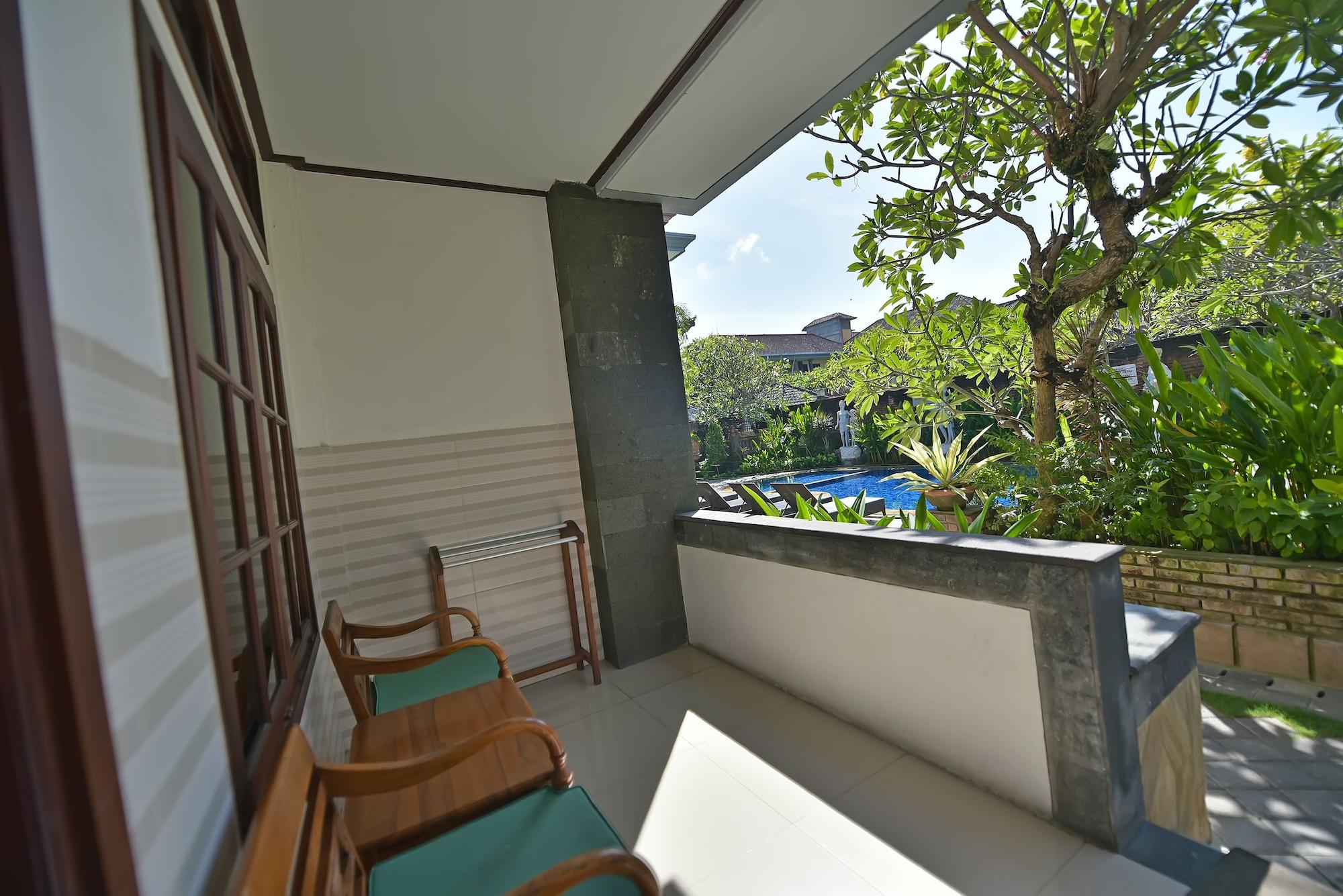 Sandat Hotel Kuta Kuta Lombok Exterior foto